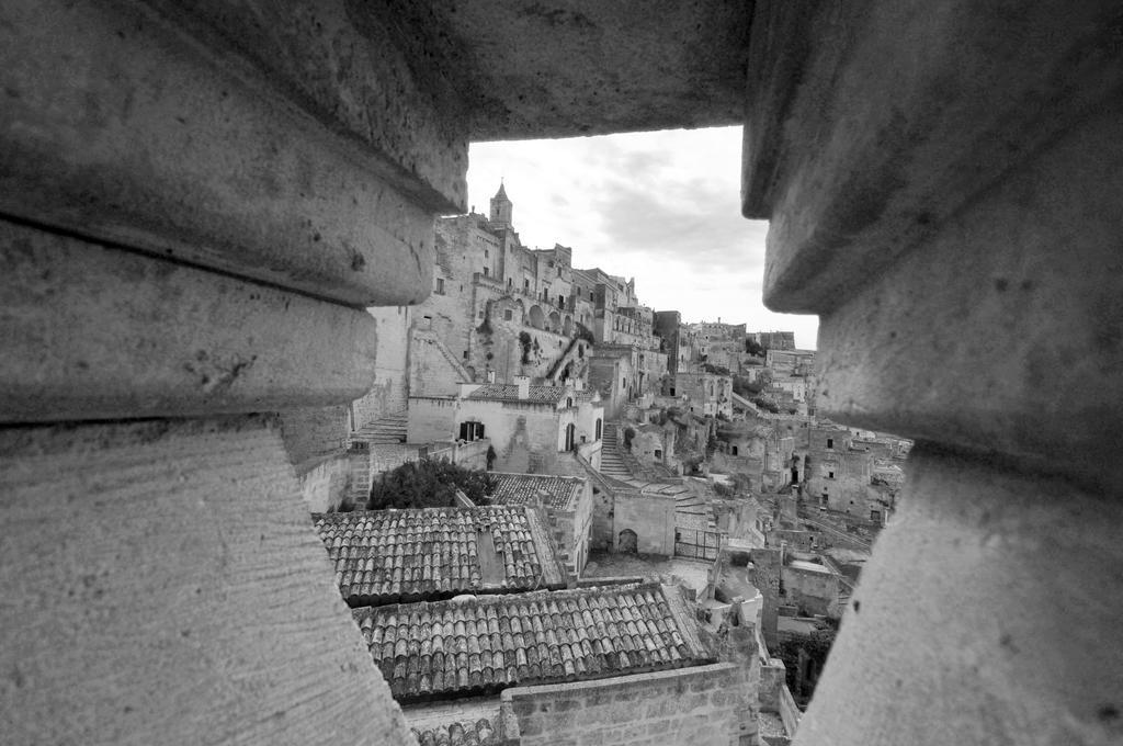 B&B "Lo Straniero" Matera Exterior photo