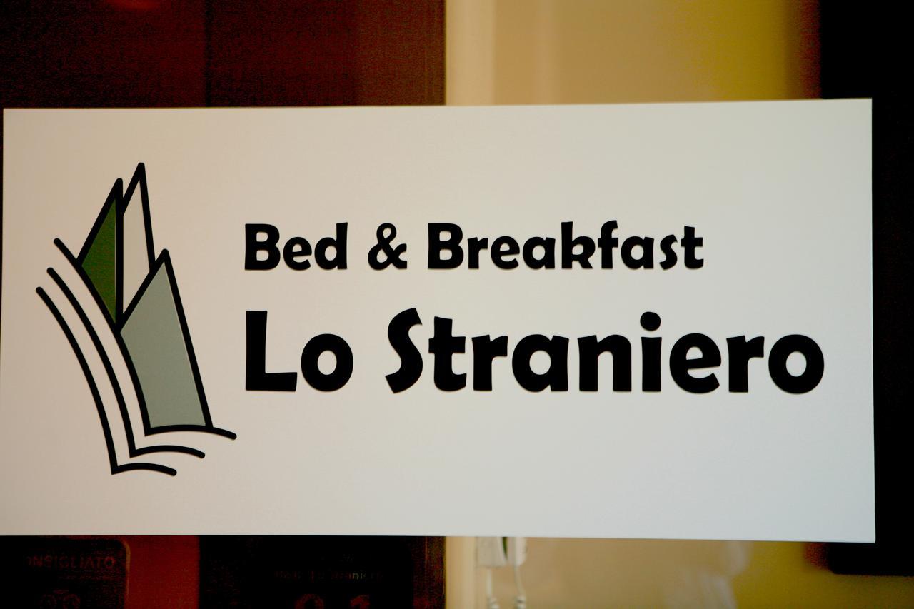 B&B "Lo Straniero" Matera Exterior photo