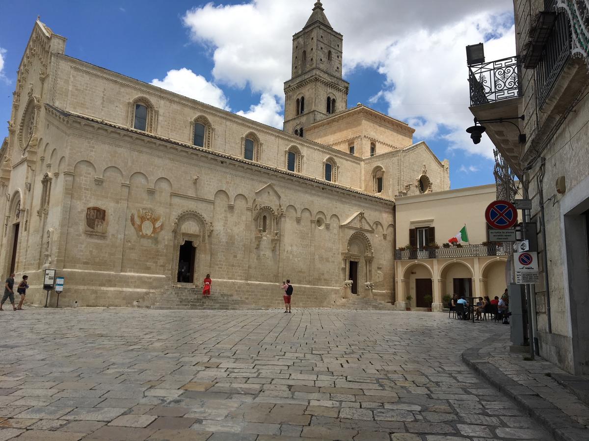 B&B "Lo Straniero" Matera Exterior photo