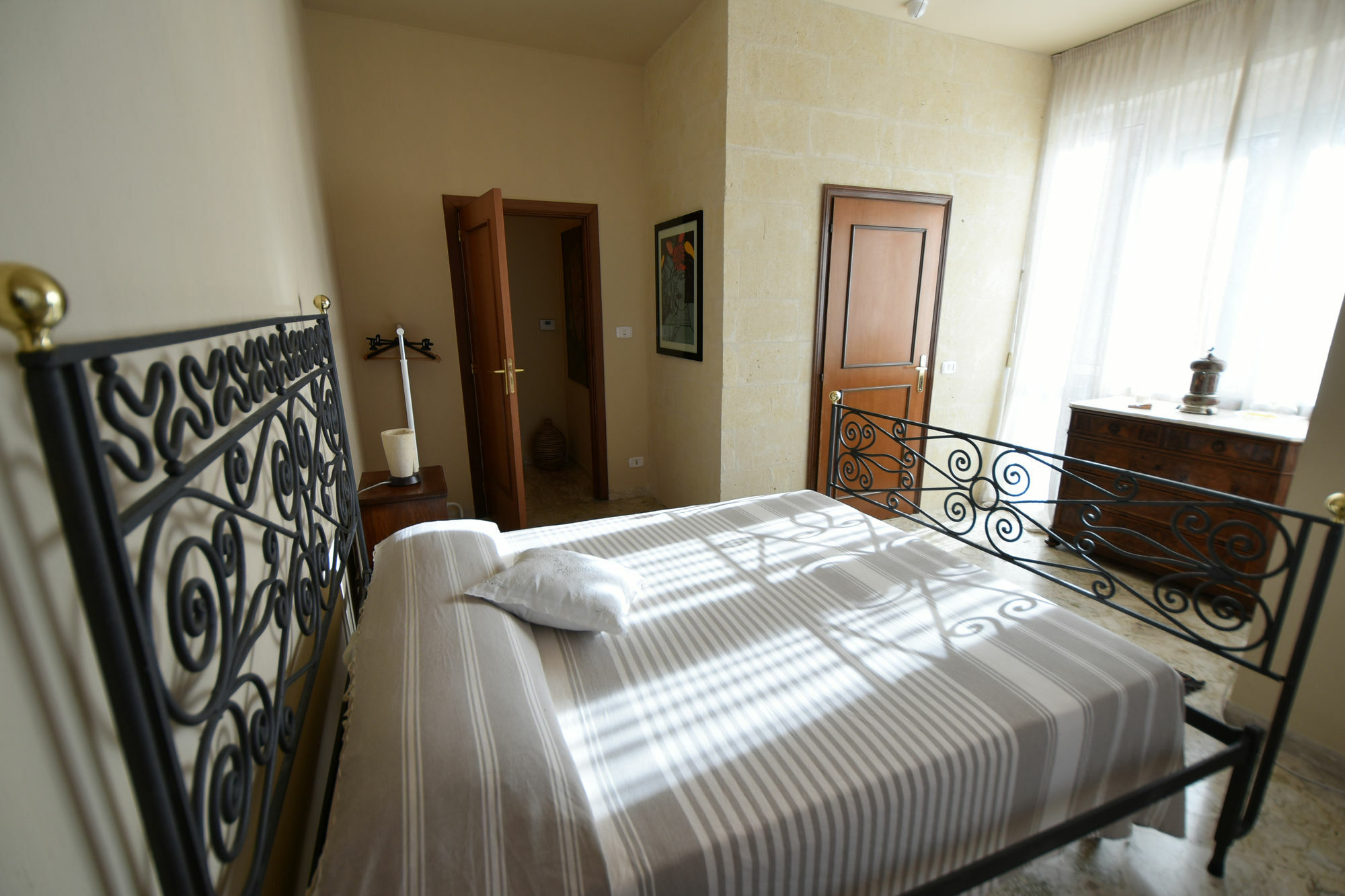 B&B "Lo Straniero" Matera Exterior photo